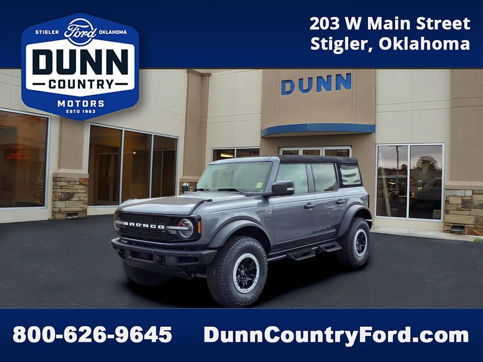 2024 Ford Bronco Wildtrak in Gray — front three-quarter view